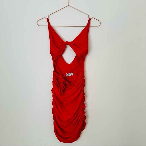 Tiger mist red mini dress front knot cutout rushed - Picture 3 of 6